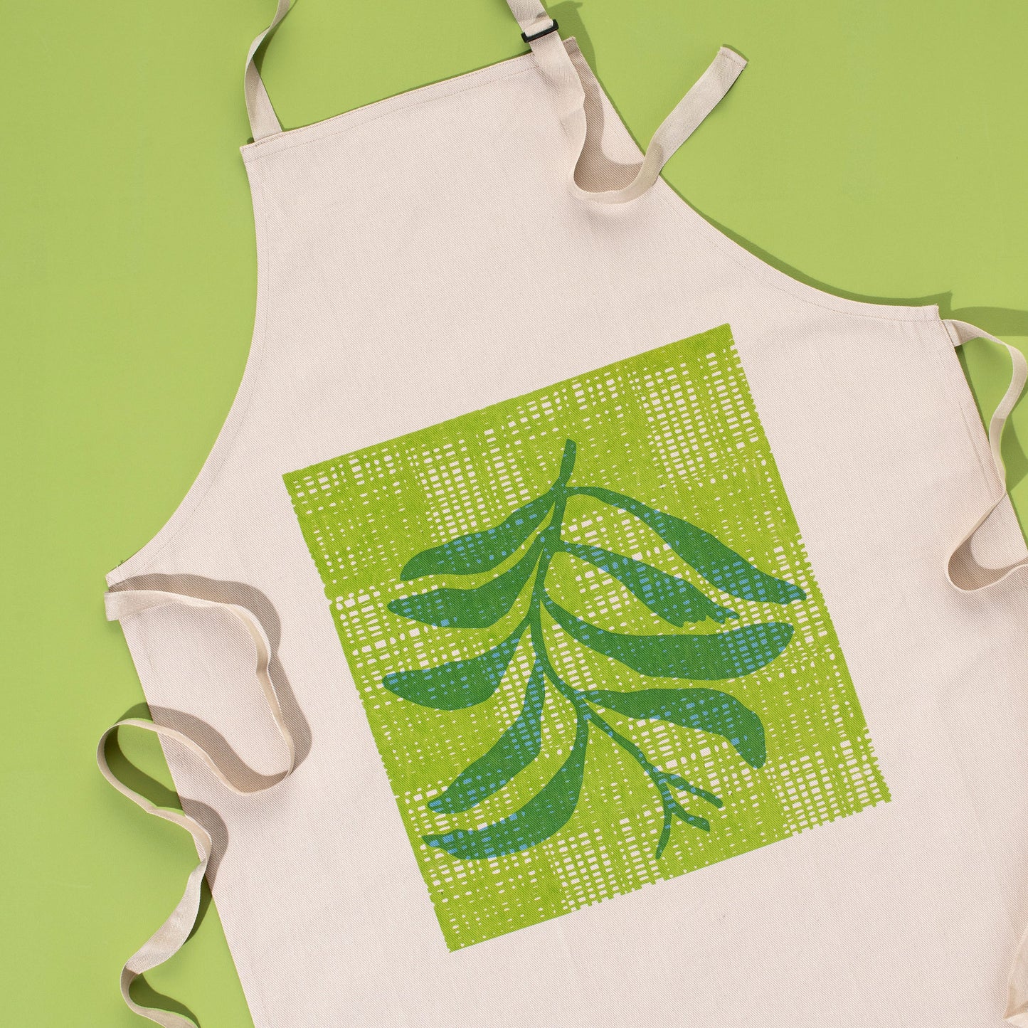 Green Wattle Branch Apron