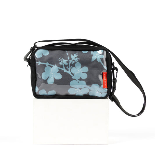 Box Bag – Pale Blue Blossom | Plasto Collection