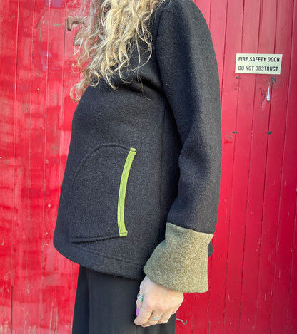 Cocoon Jumper Black/Khaki