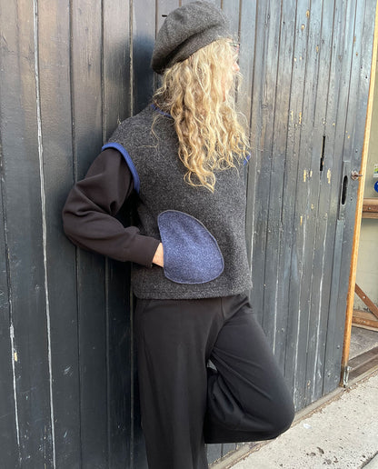 Cocoon Vest Charcoal/Blue